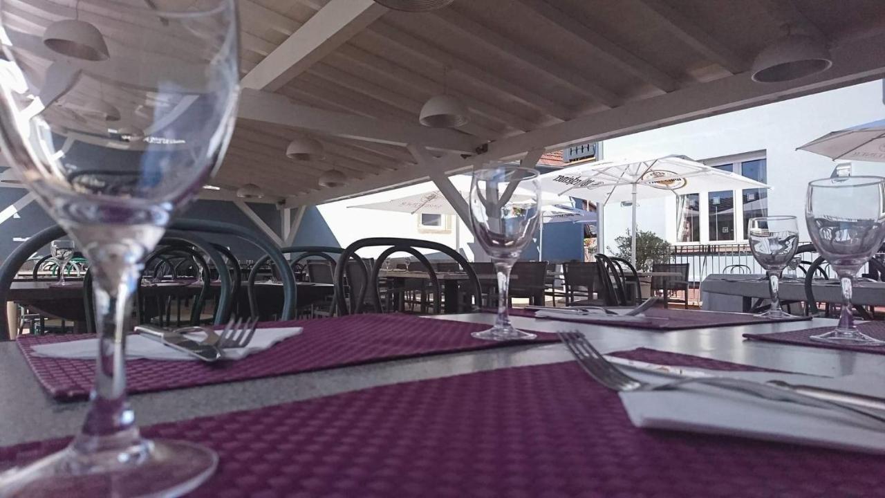 Logis Hotel Aux Comtes De Hanau Ingwiller Zewnętrze zdjęcie